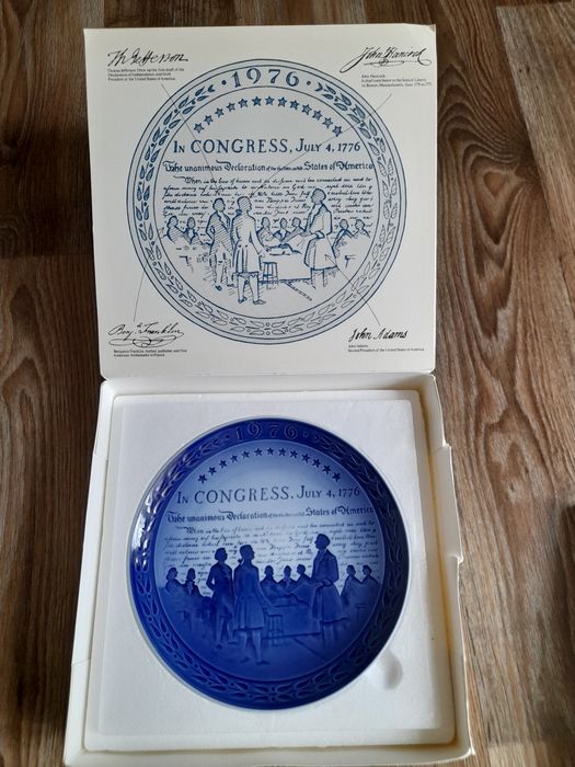 Колекційна порцелянова тарілка