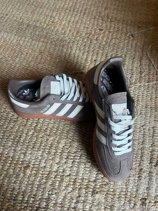 Tênis adidas spezial número 36