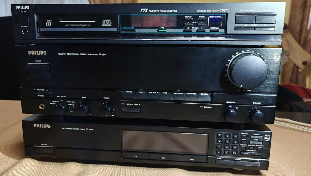 PHILIPS Wzmacniacz FA890 + Odtwarzacz CD (Bez Tunera FT880)