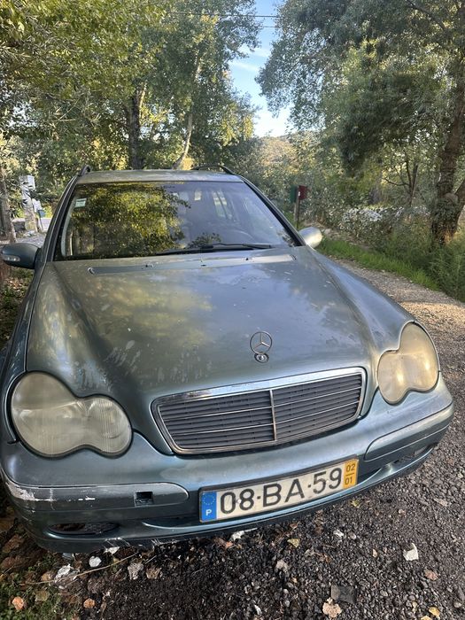 Mercedes-Benz 220