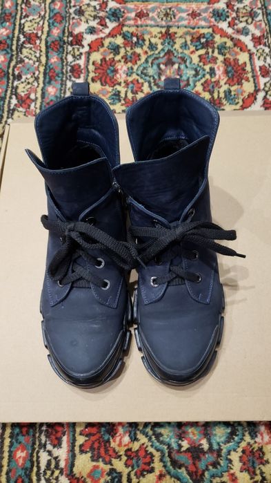 Ботинки женские 39