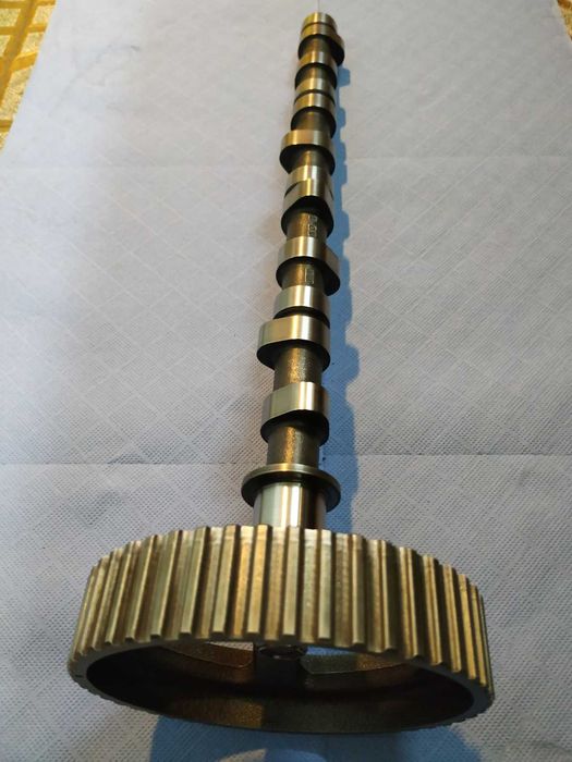 Árvore de cames Mitsubishi Pagero 2.5 Turbo