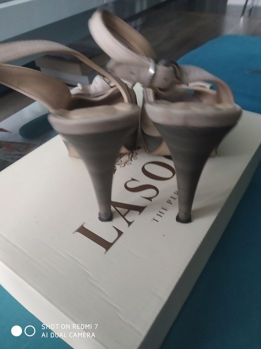 Buty na wysokim obcasie