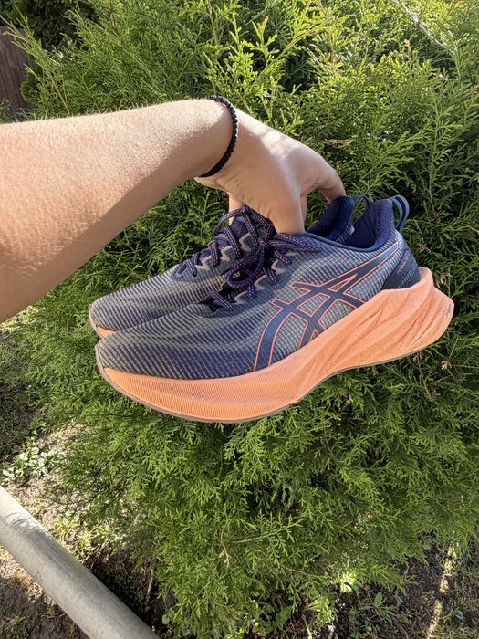 Кросівки asics 41.5
