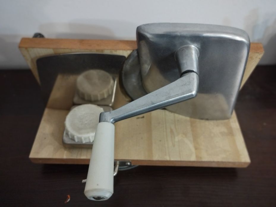 Krajalnica do pieczywa PRL