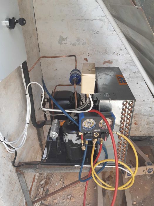 Ремонт Холодильної техніки. Вітрин. Холодильних камер. Холодильників