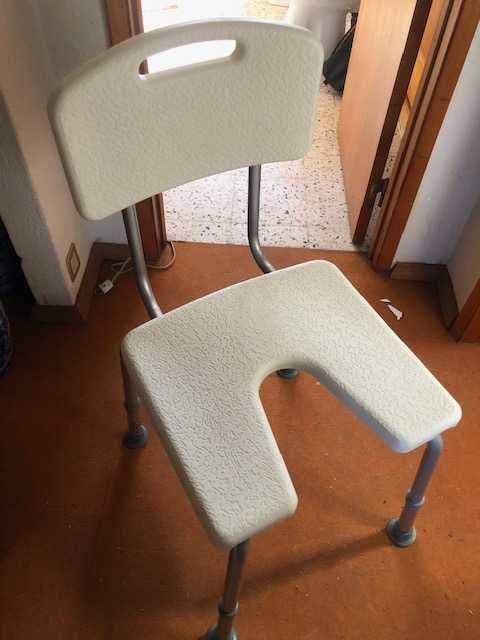 Cadeira duche e assento sanita para idosos