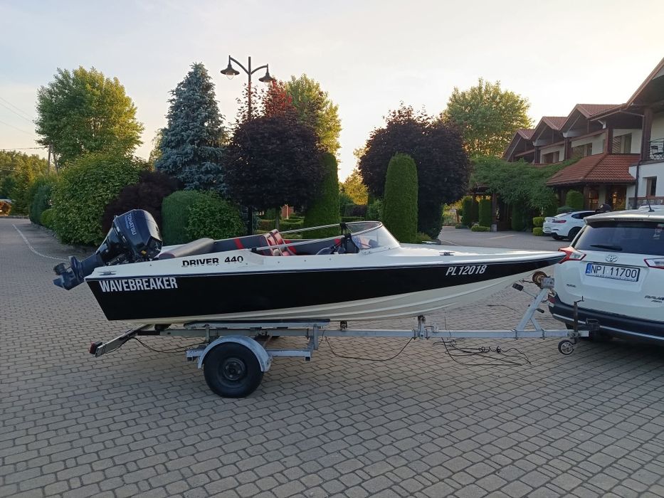 Łódź motorowa Driver 440 20HP 4T z przyczepką