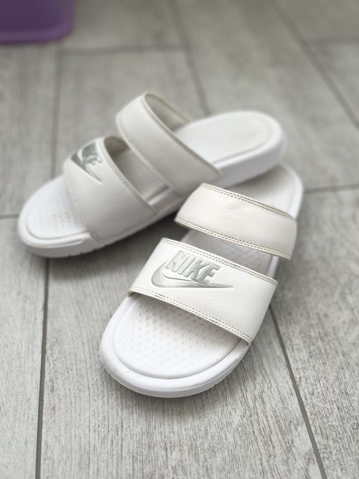 Шльопанці , шльопки nike