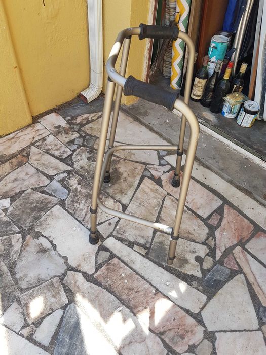 Andarilho regulação em altura