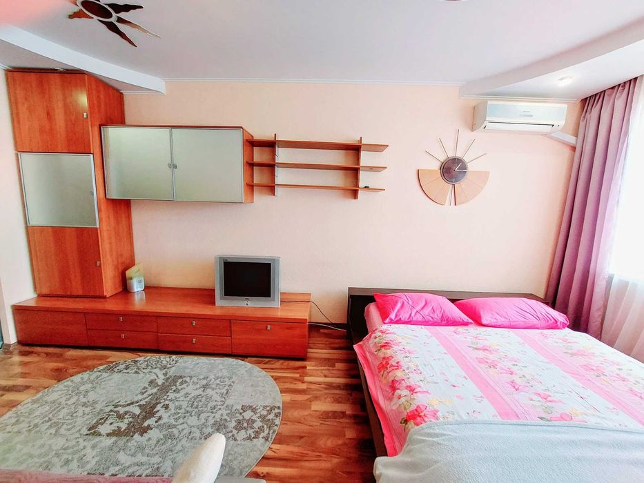 свободно 24.03 пр-т Героев Сталинграда(В.Ивасюка)35, метро Минская