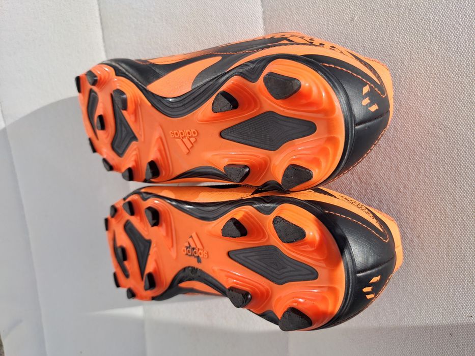 Chuteiras Adidas nr.34