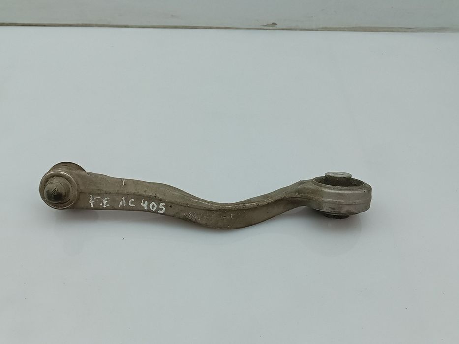 Braço de suspensão frente esquerdo AUDI A4 (8E2, B6)