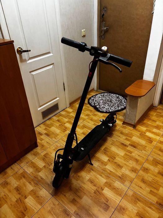 Продам електросамокат