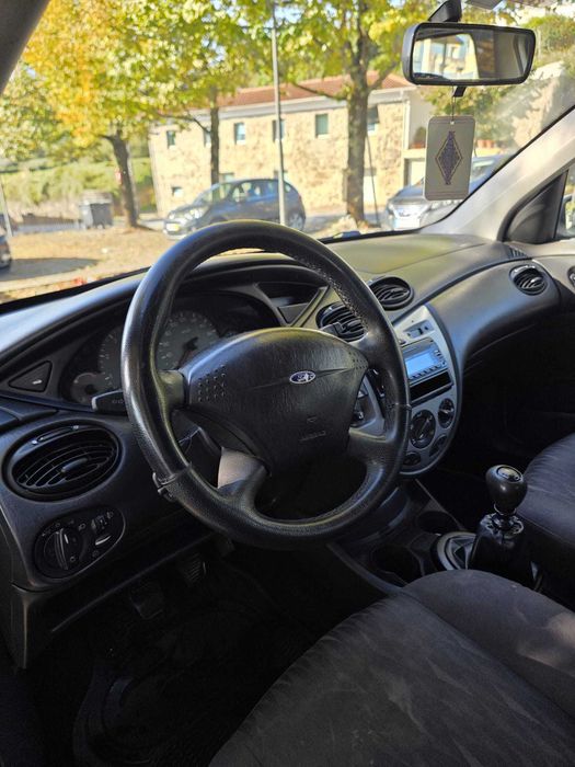 Ford Focus 1.8 Tdci 115cv 2002 — photo 4