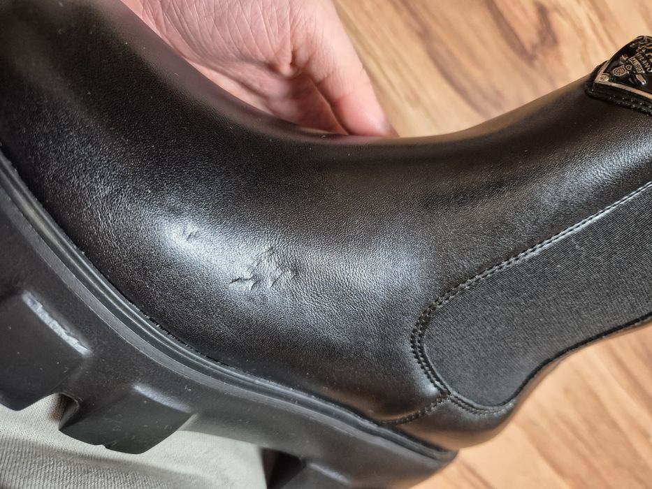 Czarna botki Prada wysokie buty za kostkę black heavy boots winter 38