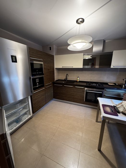 Продам 3 ком.165 кв.м Каменское левый берег 3 мик.