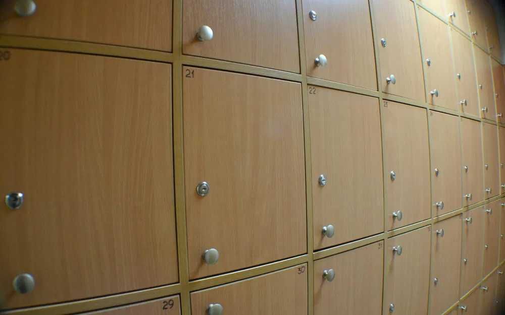 Шикарное Общежитие! Киев, Метро Хрещатик Площадь Независимости!