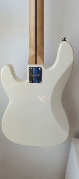 Squier Affinity Precision bass, pasywny