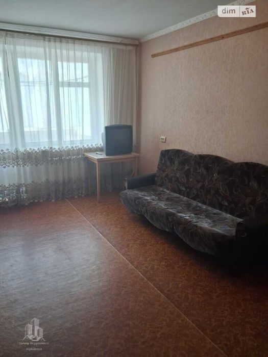 Простора 3-кімнатна квартира площею 62.8 м