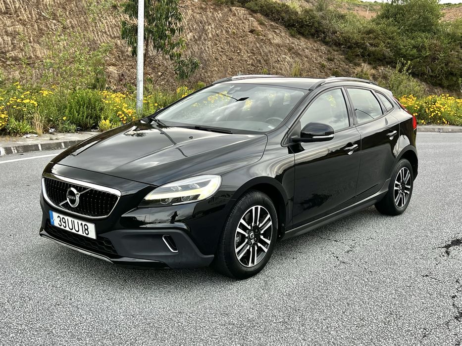 Volvo V40 Cross Country 2.0 D2 Auto