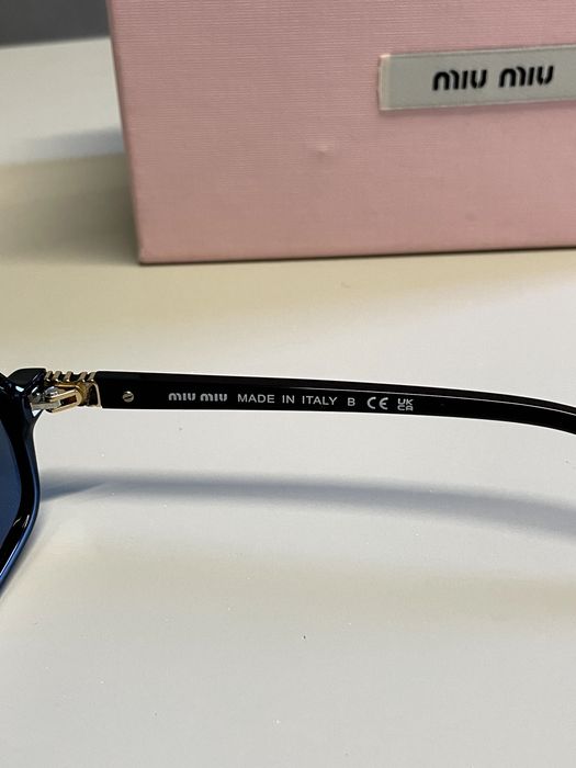 Okulary przeciwsłoneczne Miu Miu SMU 11ZS (2925)