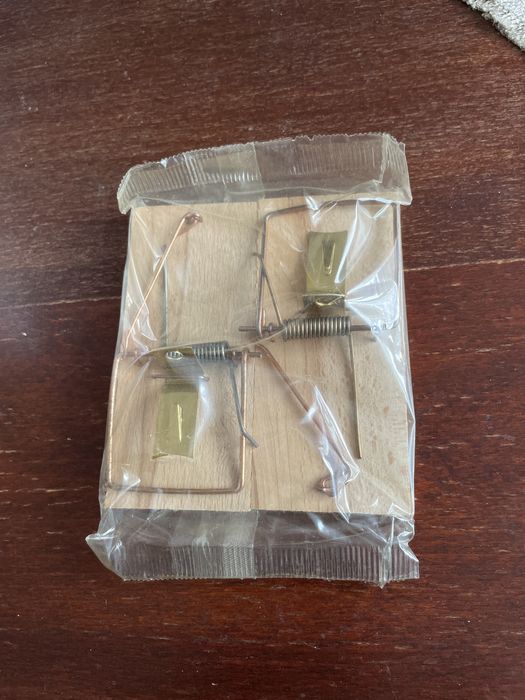 Łapki na myszy drewniana podstawa