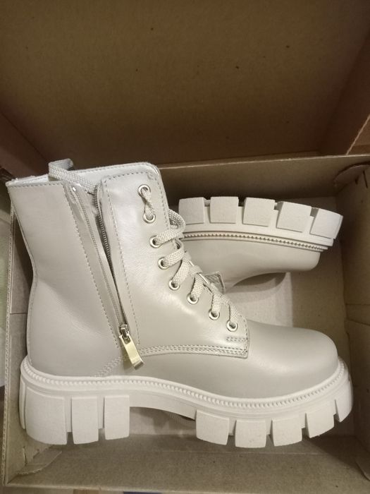 Ботинки женские зимнии