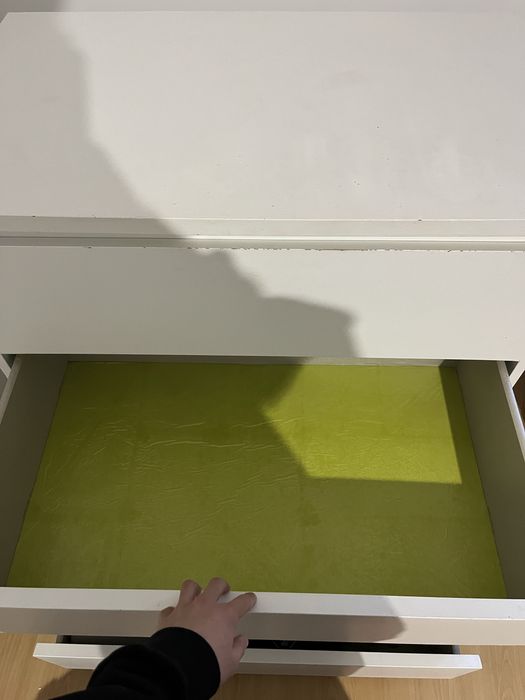 Armário/Cómoda branca