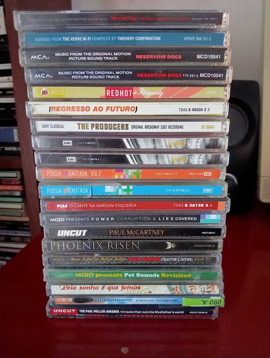 CDs portugueses e estrangeiros (T-Z): U2, Xutos, ZZ Top, etc
