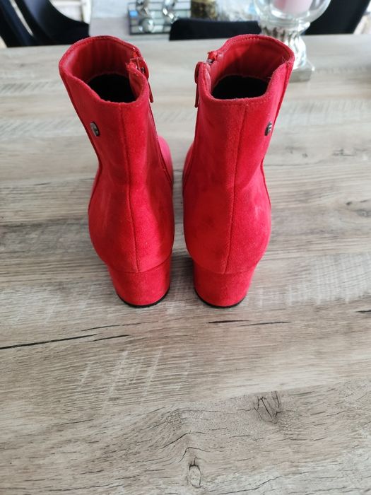 Botki czerwone rozmiar 38