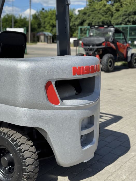 Навантажувач Nissan FD-25 Дизель