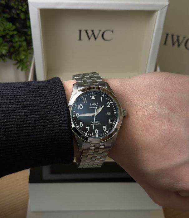 Годинник IWC Schaffhausen Pilot’s Watch