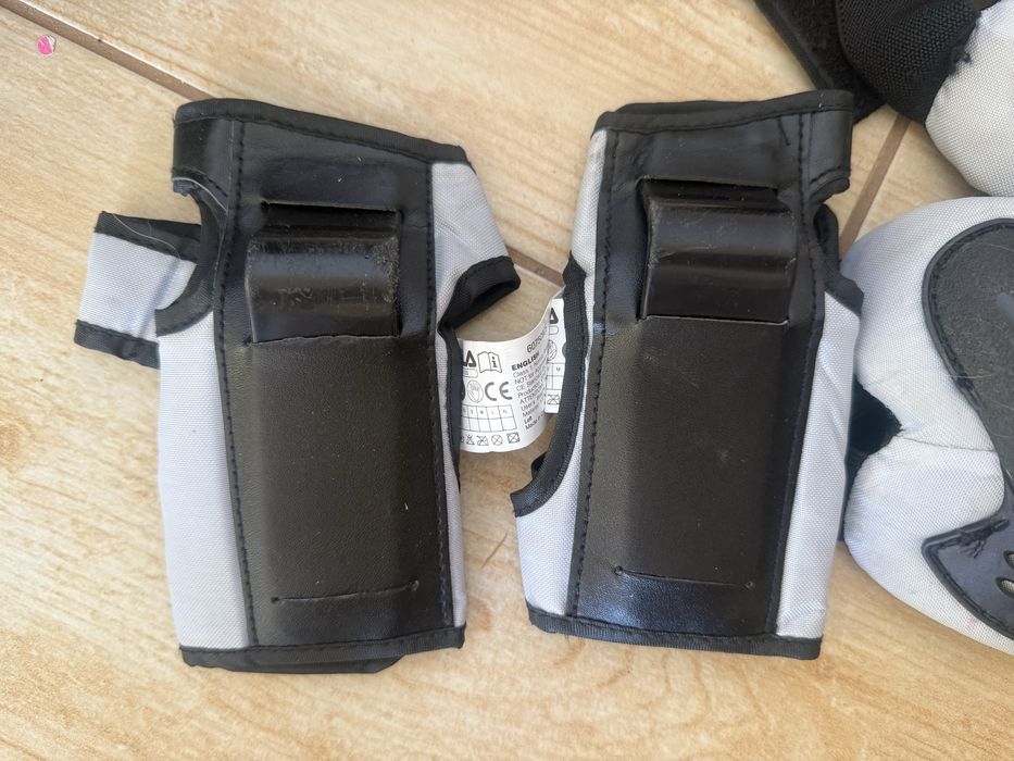Rolki Rollerblase 32-35 i ochraniacze