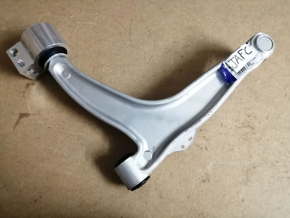 Braço / Braços Suspensão ( NOVO ) - Opel Vectra C e Fiat Croma e Saab
