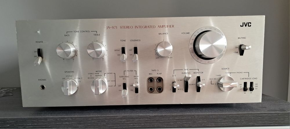 Wzmacniacz JVC JA-S71