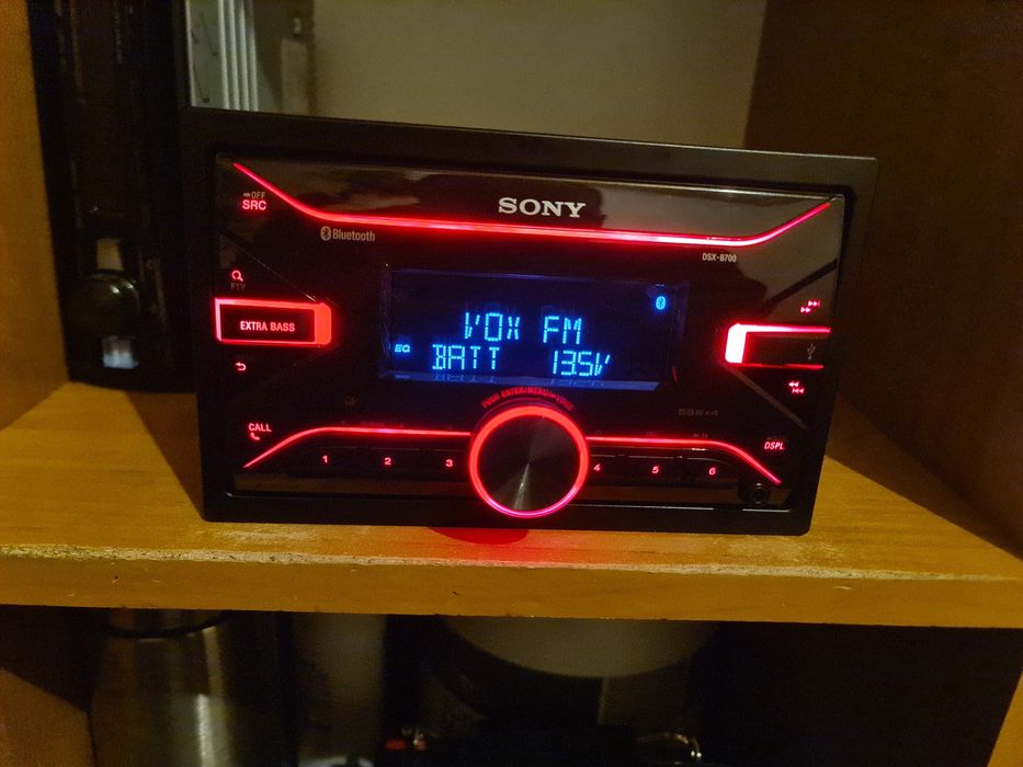 Radio SONY DSX b700 Bluetooth USB aux rgb