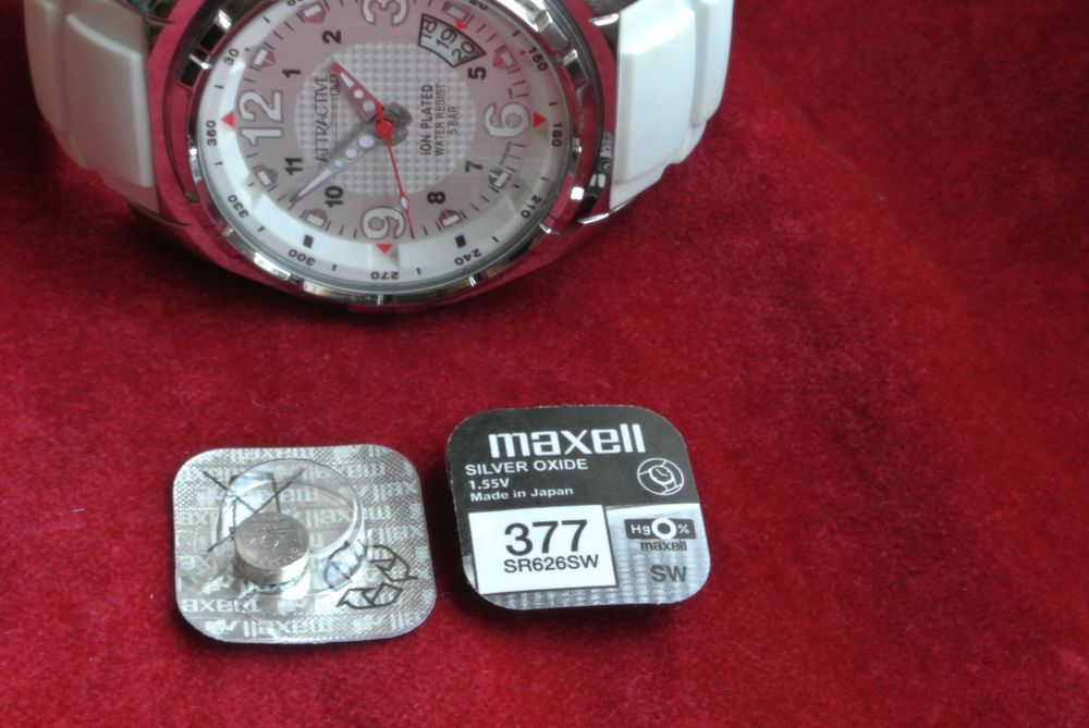 Чоловічий годинник Q&Q ATTRACTIVE DA60J305Y