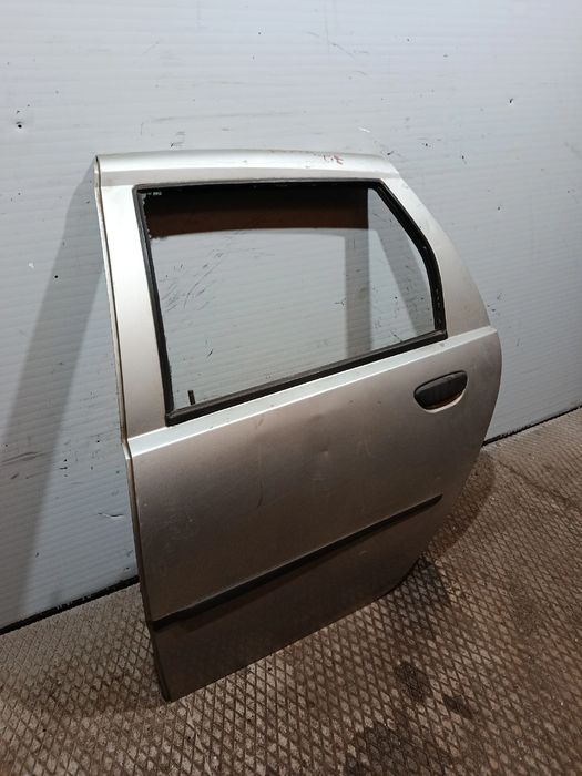 Porta trás esquerda FIAT Punto (188_)