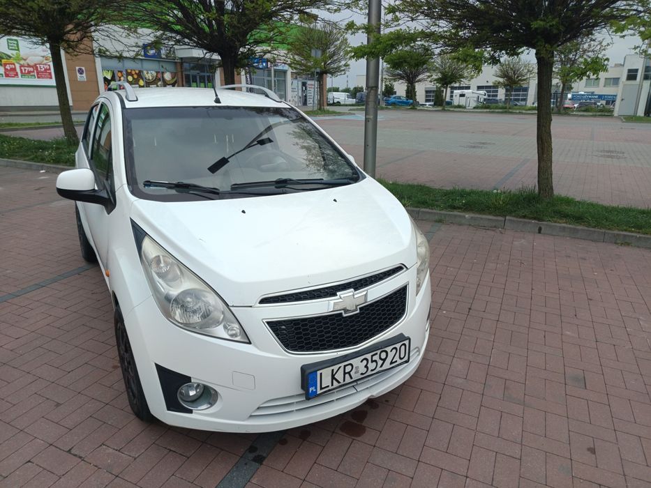 Chevrolet Spark 1.0 B + LPG