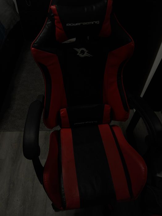 Cadeira Gamer  Vermelha e Preta