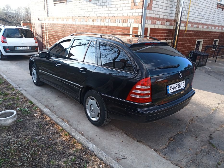 Мерседес s220 автомат 2.2 диз