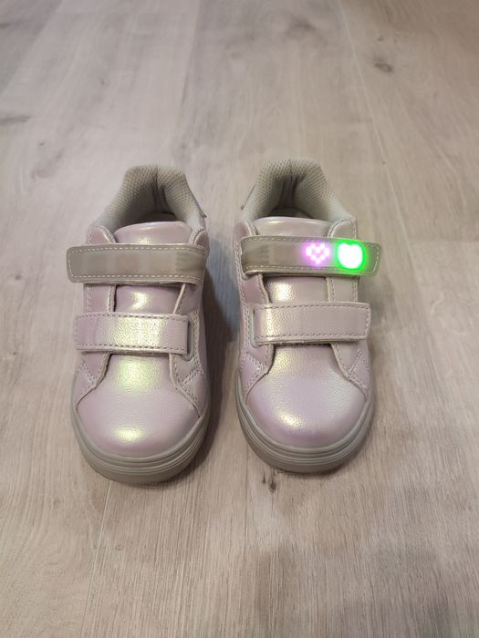 Дитячі кросівки для дівчинки з підсвіткою, 27 розмір