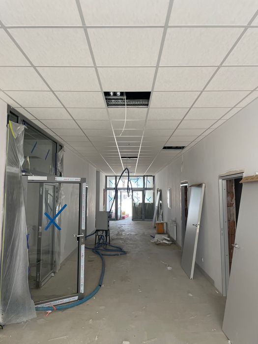 Sufit podwieszany, sufity podwieszane AMF Armstrong , Kasetony