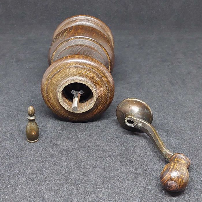 Измельчитель для специй перечница ГЕРМАНИЯ Zassenhaus 1970-е - 1980-е