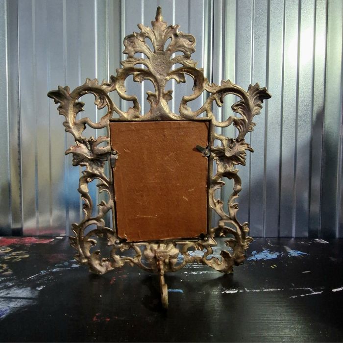 Conjunto Antigo Séc. XIX Bronze / Latão - Par Candelabros Mesa e Moldura