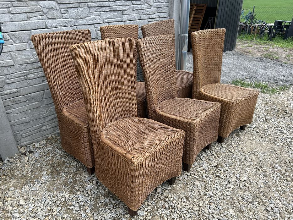 Stylowe krzesla drewniane