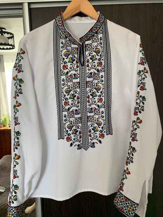 Чоловіча вишиванка