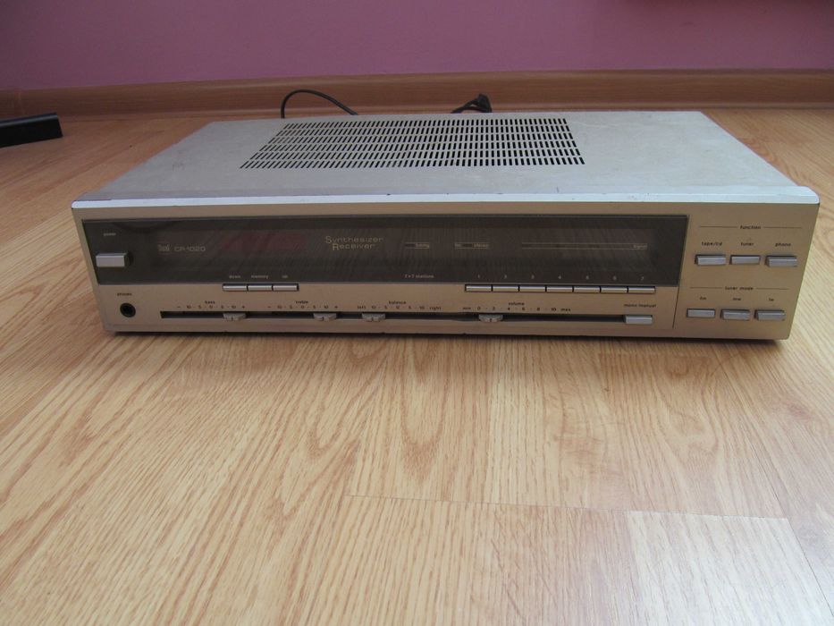 Kultowy amplituner DUAL CR 1020,grający