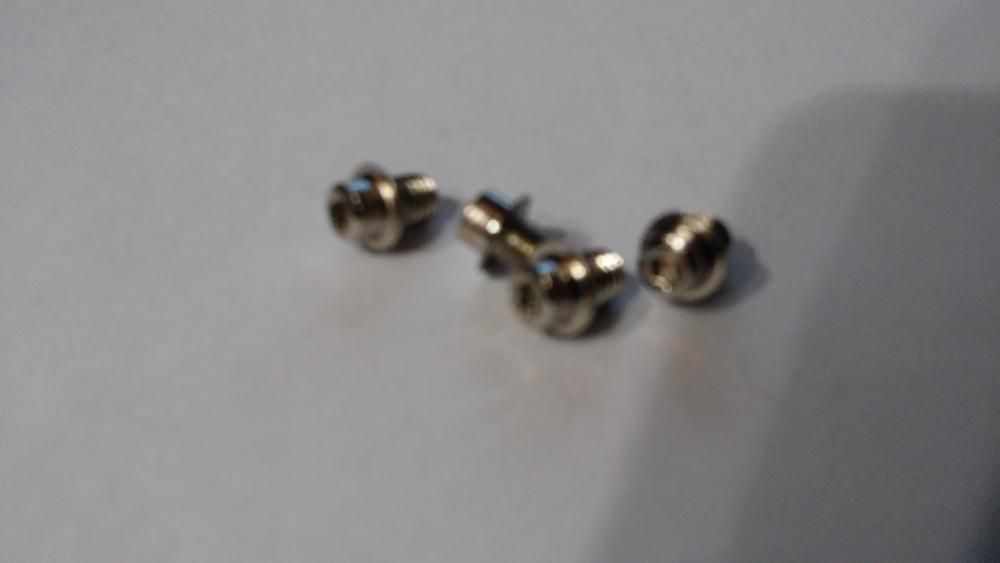 Болтики (винты) Apple MacBook Pro (Retina) на заднюю крышку и HDD